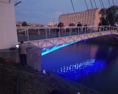 7,5 мільйонів — вартість підсвічування пішохідного моста в сквері “Стрілка”