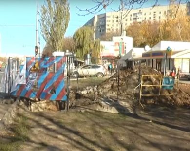Гаряча вода на Олексіївці: де?